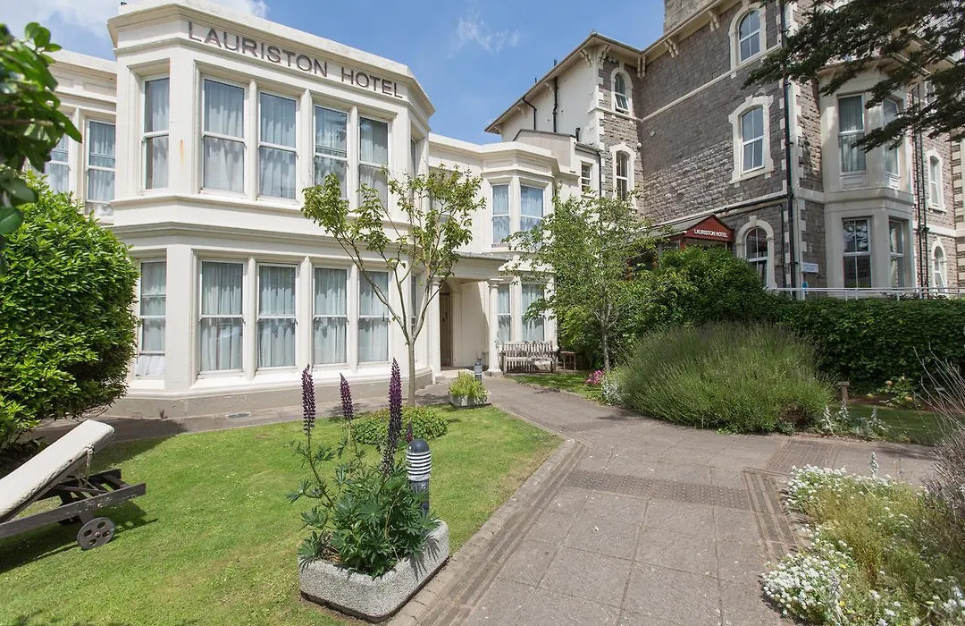 Lauriston Hotel-1