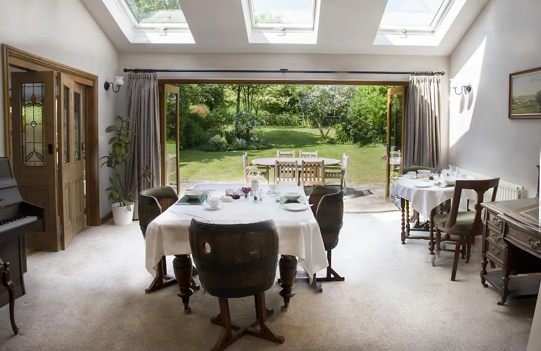 Larkrise Cottage Bed And Breakfast-1