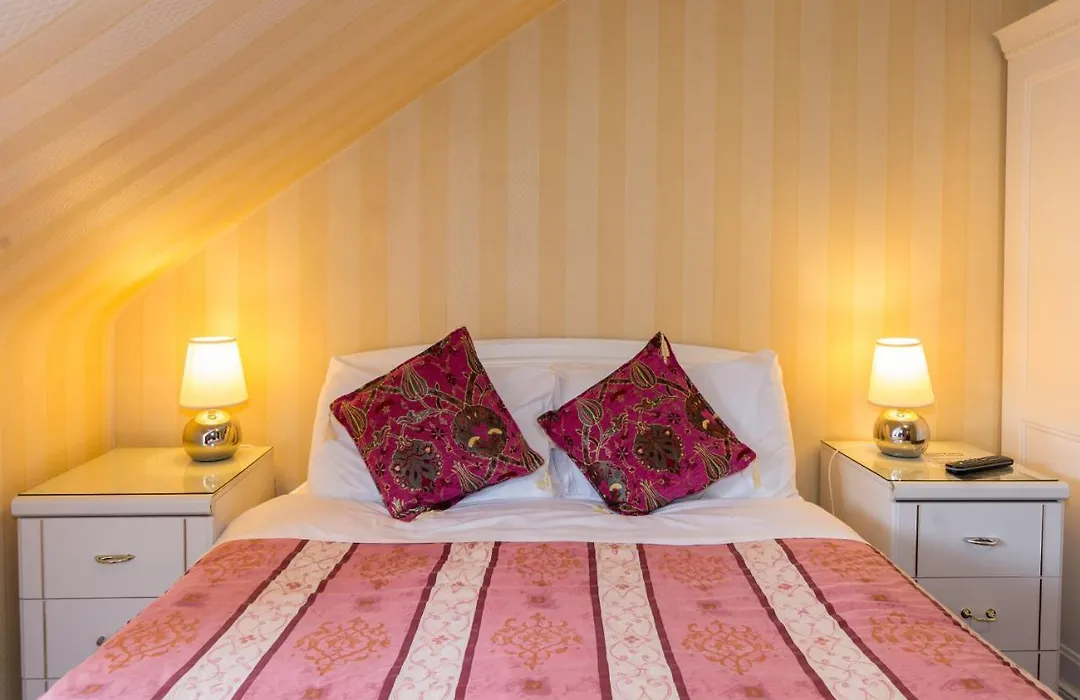 Menzies Guest House-1
