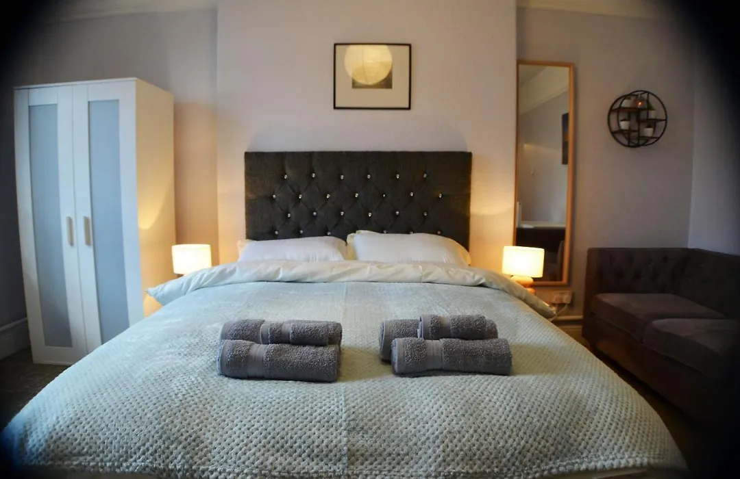 Gorton Mount Hotel Manchester-1