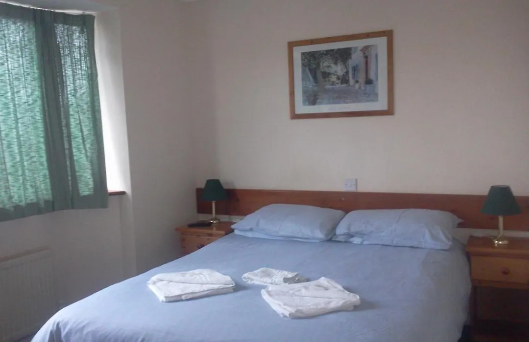 Carlton Lodge-1