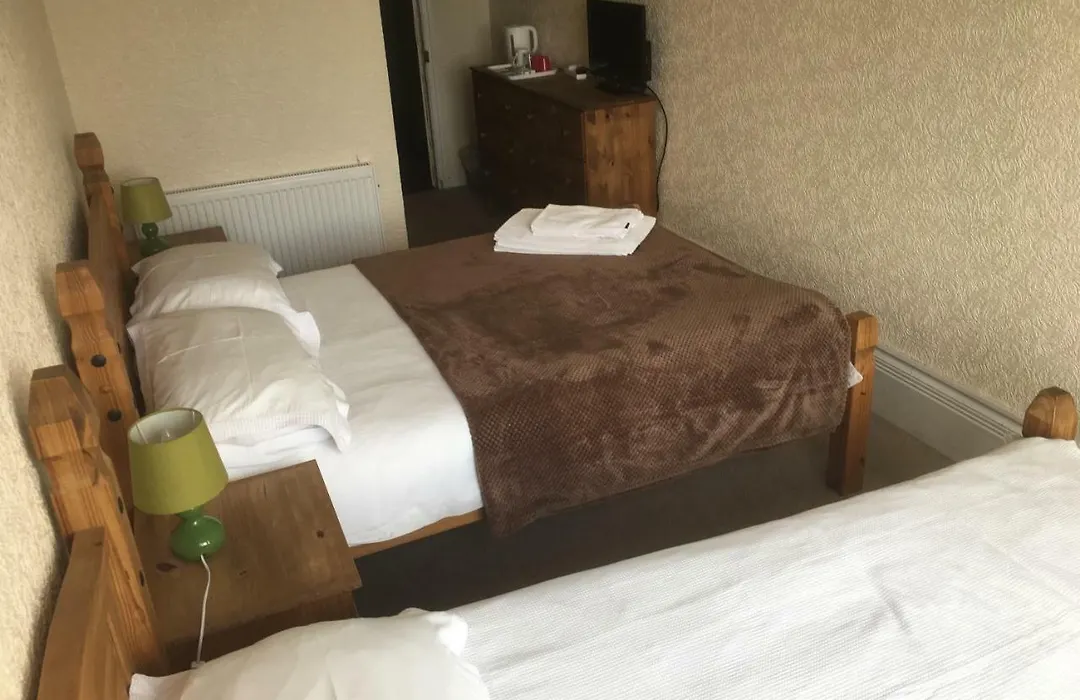 Camelot Seafront Hotel-1