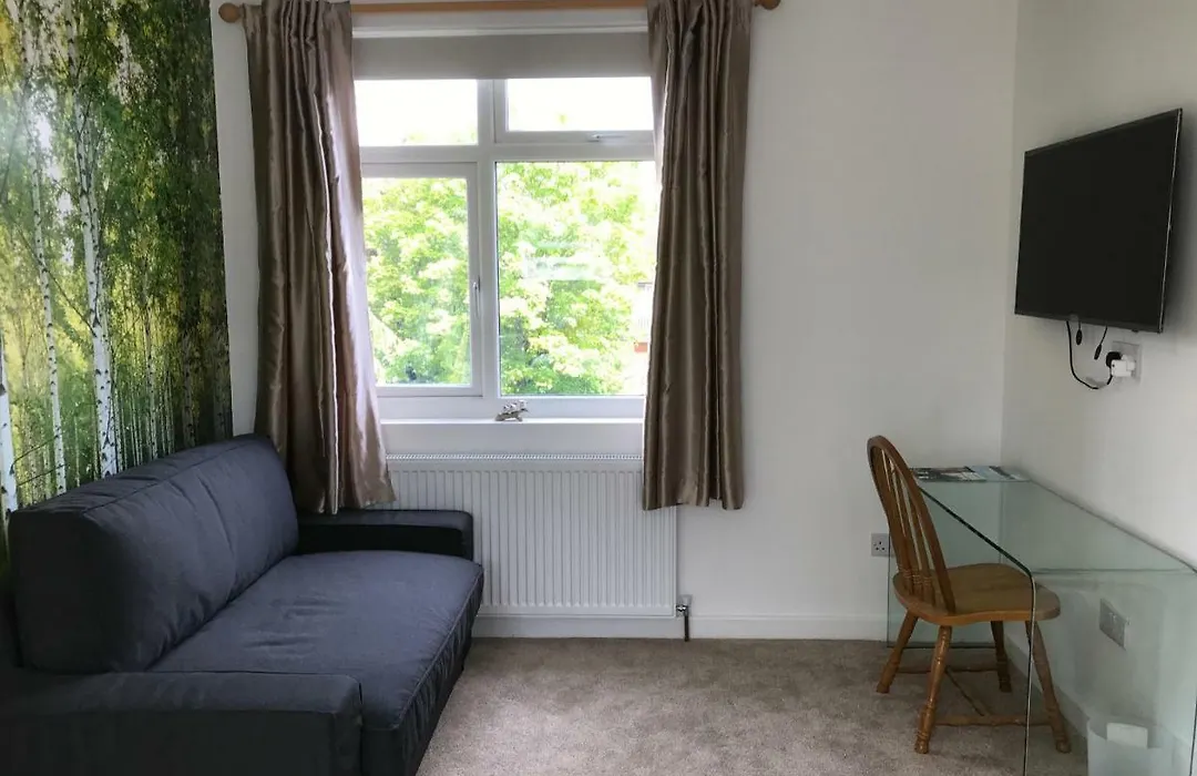 Whitton B&B-1