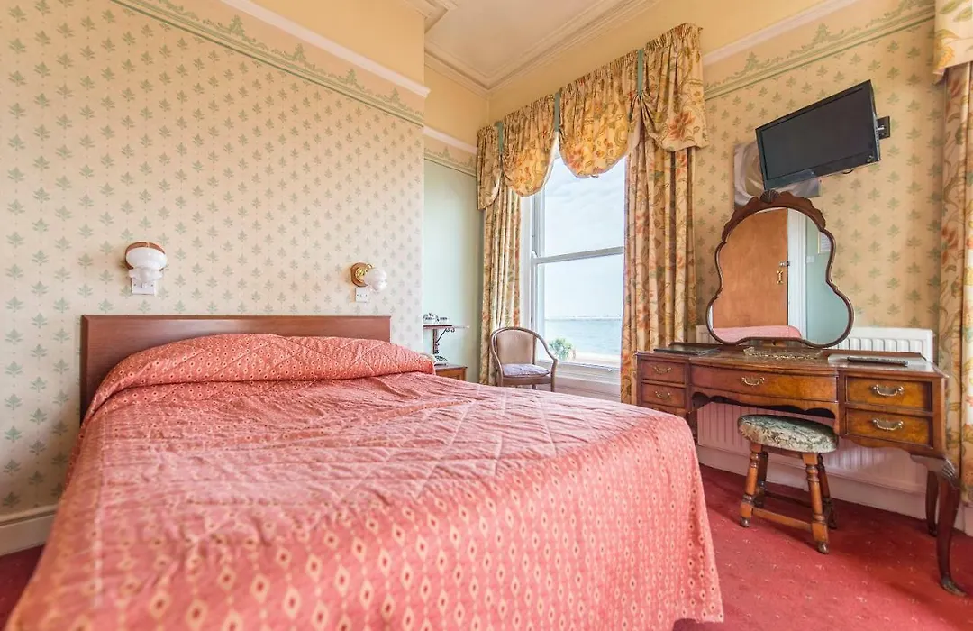 Queens Hotel-1