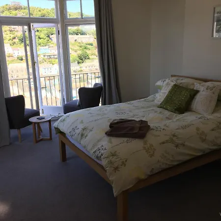 Penwyn Bed And Breakfast-3