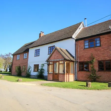 Three Ways Farmhouse B&B-2