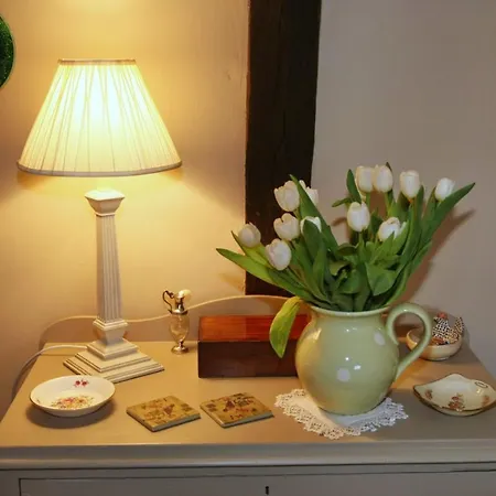 Brook Farmhouse-3