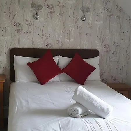 Dunskaith Villa-2