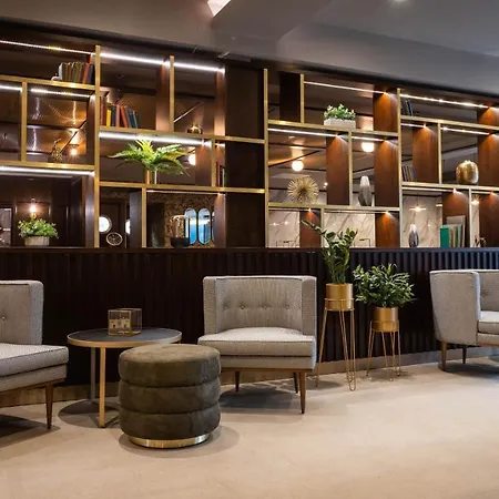Four Points By Sheraton London Gatwick Airport-2