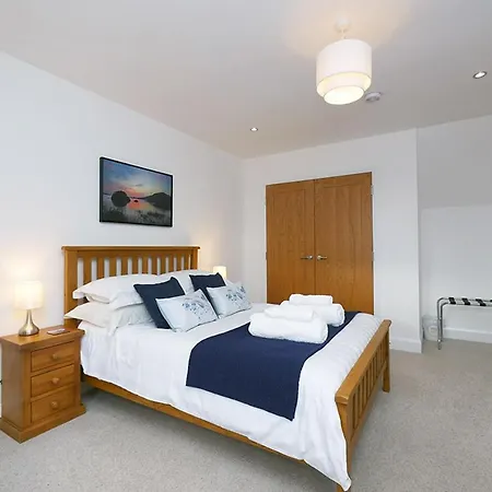 Pinewood Cottage Room B&B Inverness-2