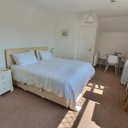Cringleford Guest House-3