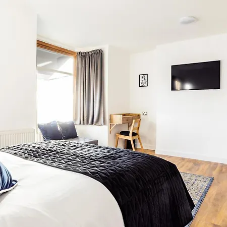 Cambridge House Hotel-2