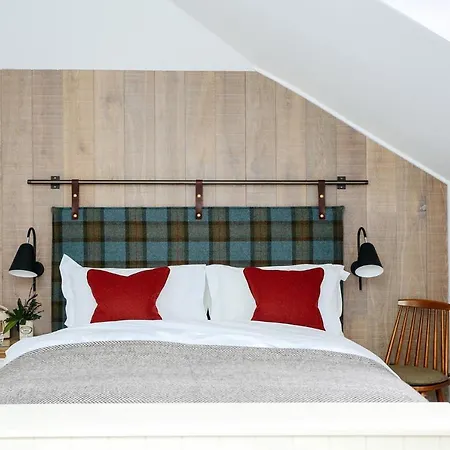 Pentonbridge Inn - Restaurant With Rooms-3