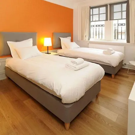 Grasshopper Hotel Glasgow-2