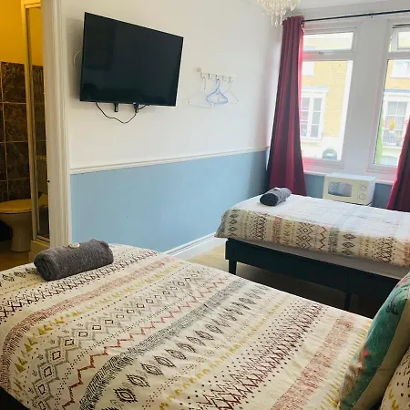 Circle Guest House Bed Only-2