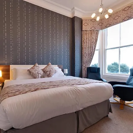 Lauriston & Lawton Court Hotel-2