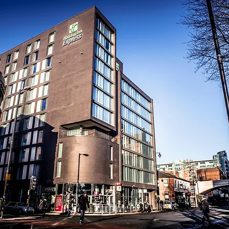 Holiday Inn Express Manchester City Centre By Ihg-3