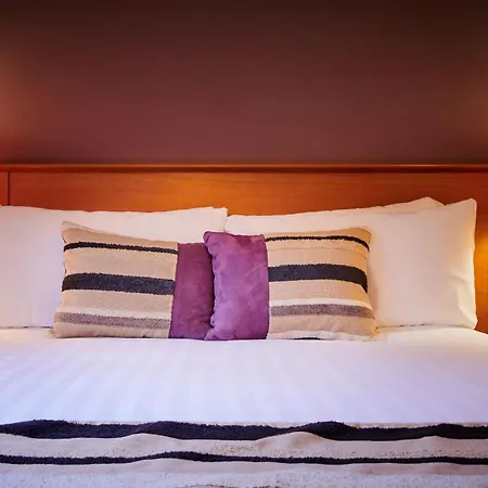 Stirling Court Hotel-2