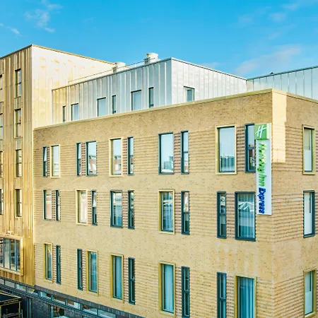 Holiday Inn Express London-Ealing By Ihg-2