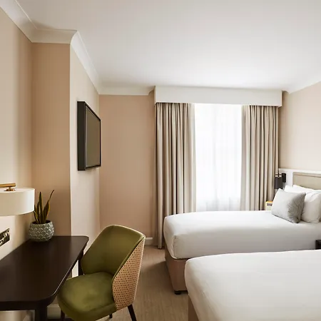 The Clermont London, Victoria-3