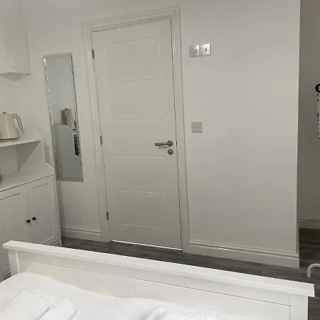 Citybreaks Rooms With Free Parking-3