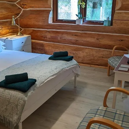 Owl Lodge Bed & Breakfast-2