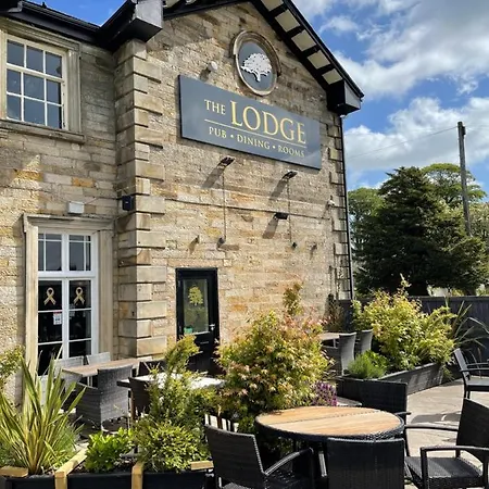 The Lodge At Lancaster-3
