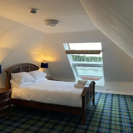 Oban Suites And Lodges By The Sea-2