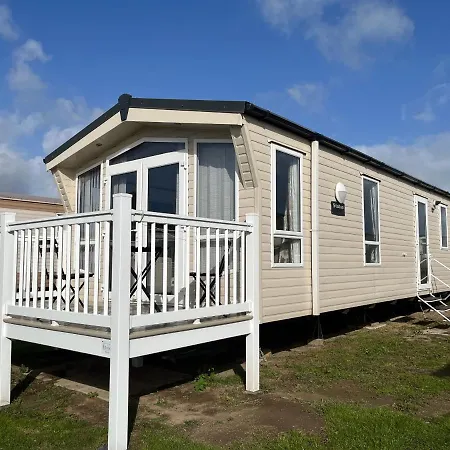Coastal Pet-Friendly Retreat: Fulmar 16 at California Cliffs-2