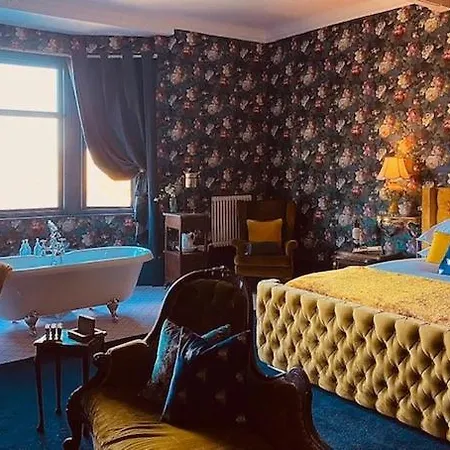 Mollys Boutique Hotel-3