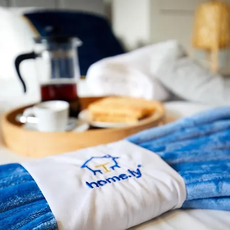 Homely - Great Yarmouth Beach Apartments-2