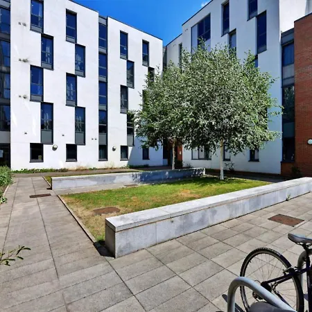 Private Rooms For Students Only, Coventry - Sk-3