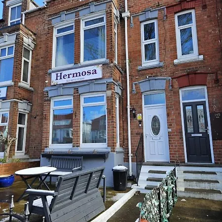 Hermosa Guest House-3
