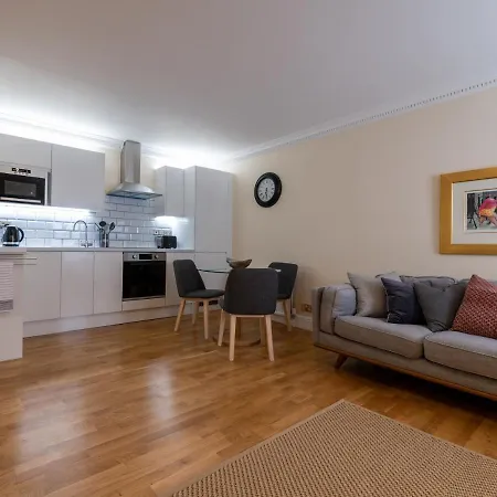 Charnwood Guest House-3