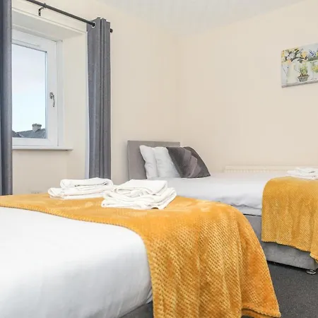 Modern Guest House - Central Inverness - Complimentary Snacks - Free Parking-3