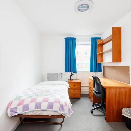 Charming Rooms In Nottingham - Sk-2