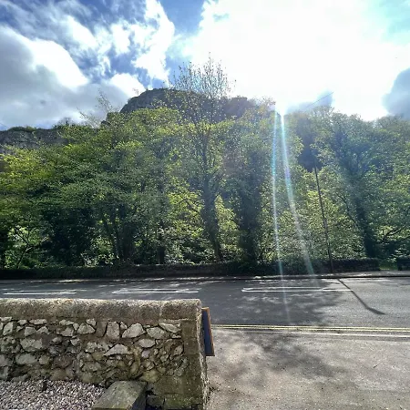 Stone Lodge-2