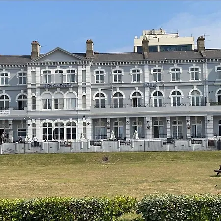 Royal Grosvenor Hotel-3