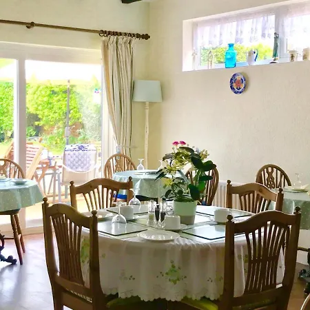 Lilac Villa Guest House-3