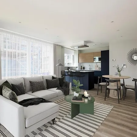 Incredible Private Rooms In A Fully Serviced House Next To City Centre With Free Parking-3