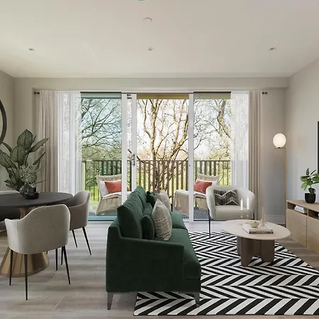 Incredible Private Rooms In A Fully Serviced House Next To City Centre With Free Parking-2