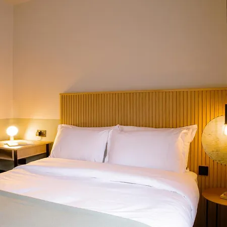 Port Hotel-3
