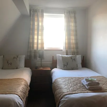Fairways Guest House-2