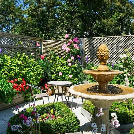 Rockleigh Place-3