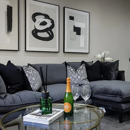 The Blackpool Beach Boutique Apartments-2
