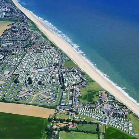 Eagle 63: Pet-Friendly Beach Retreat at California Cliffs-3