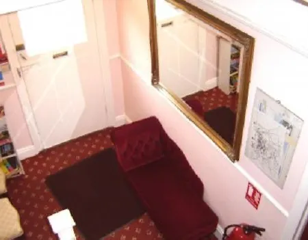 Alpha Milton Guest House-3