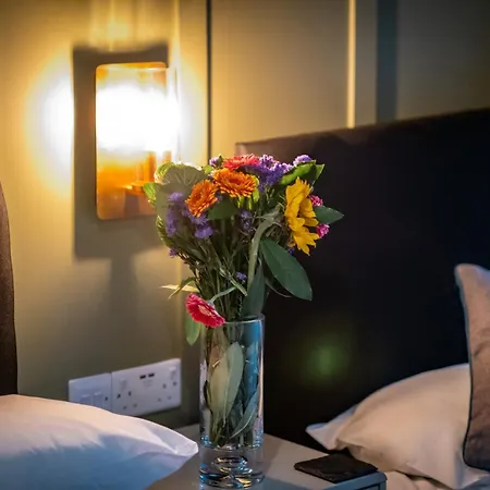 Glen Wynne Windermere - Free Off-Site Health Club Access With Pool, Sauna, Steam Room & Gym Short 5 Minute Drive Away-3