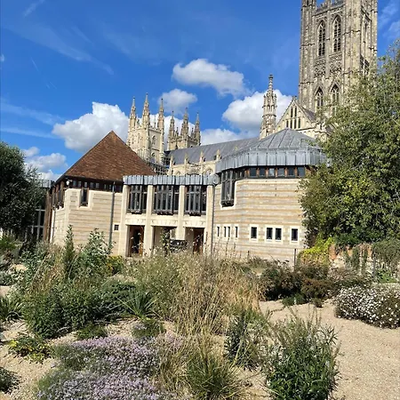 Canterbury Cathedral Lodge-2