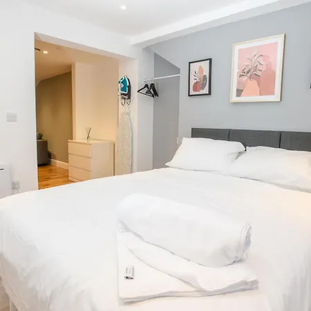 Cathedral View Apartments-3